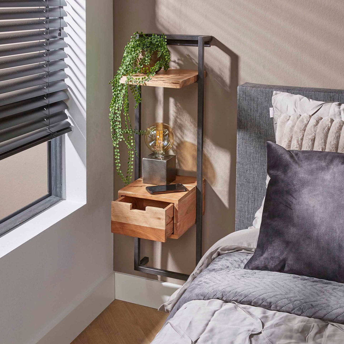 Nachtkastje Air Solid | Naturel Acaciahout