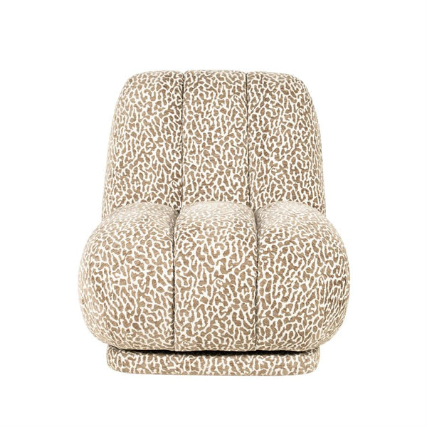 Fauteuil Catwalk panterprint bruin, vooraanzicht op witte achtergrond