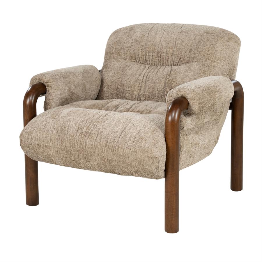 Fauteuil Cozara taupe stof, schuin vooraanzicht op witte achtergrond