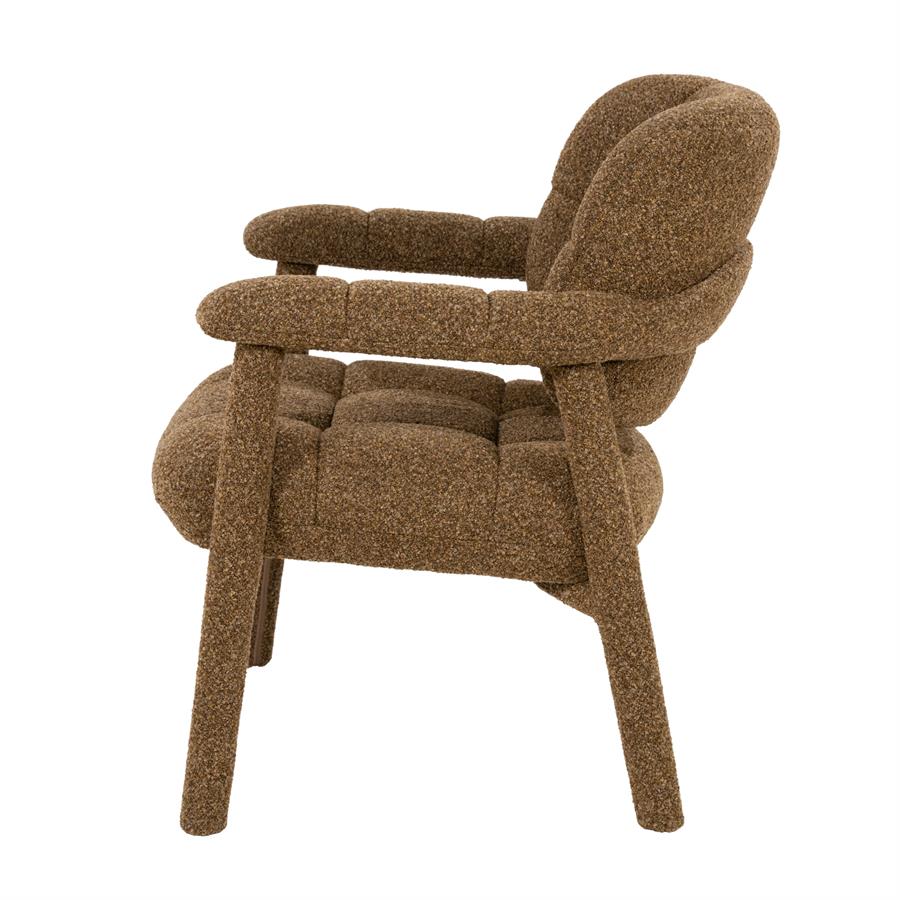 Fauteuil Knox bruin stof, zijaanzicht op witte achtergrond