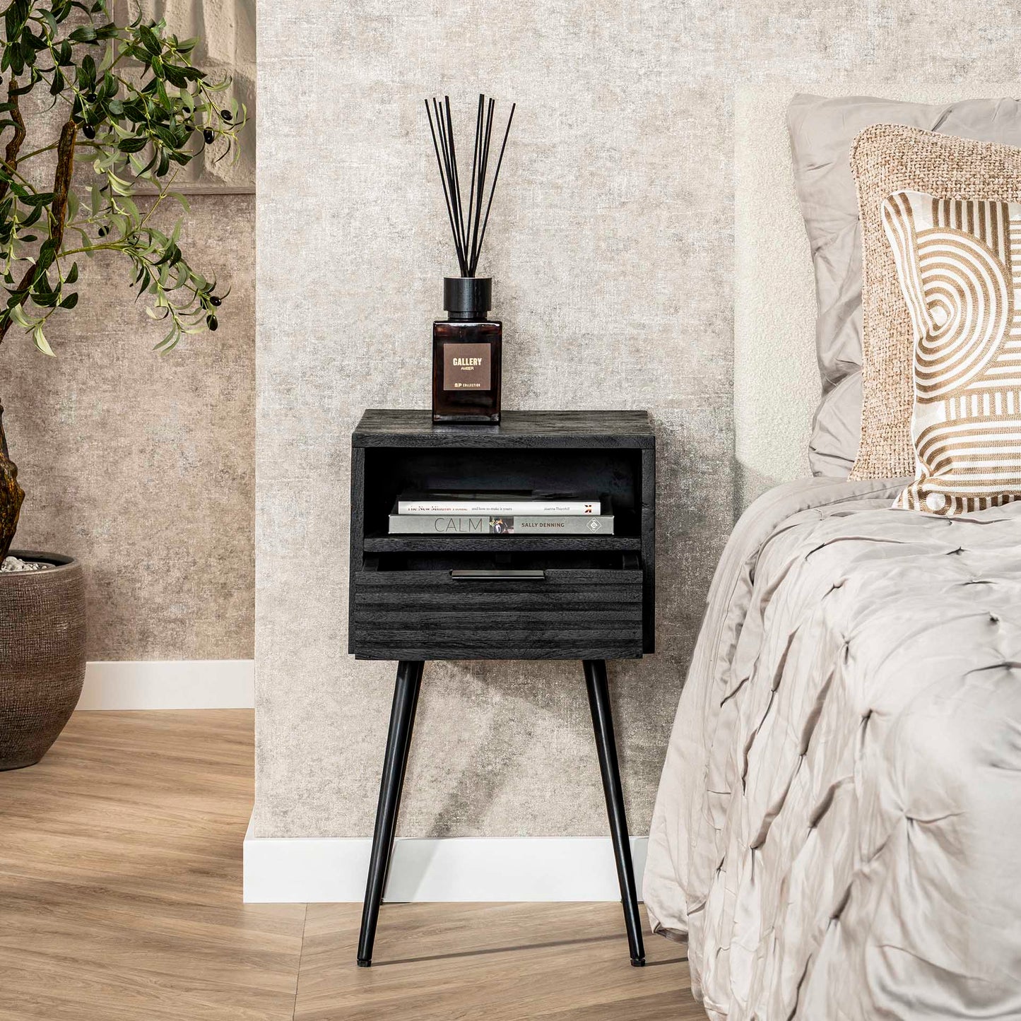 Nachtkastje Marina | 1 Lade | Zwart Massief Mango