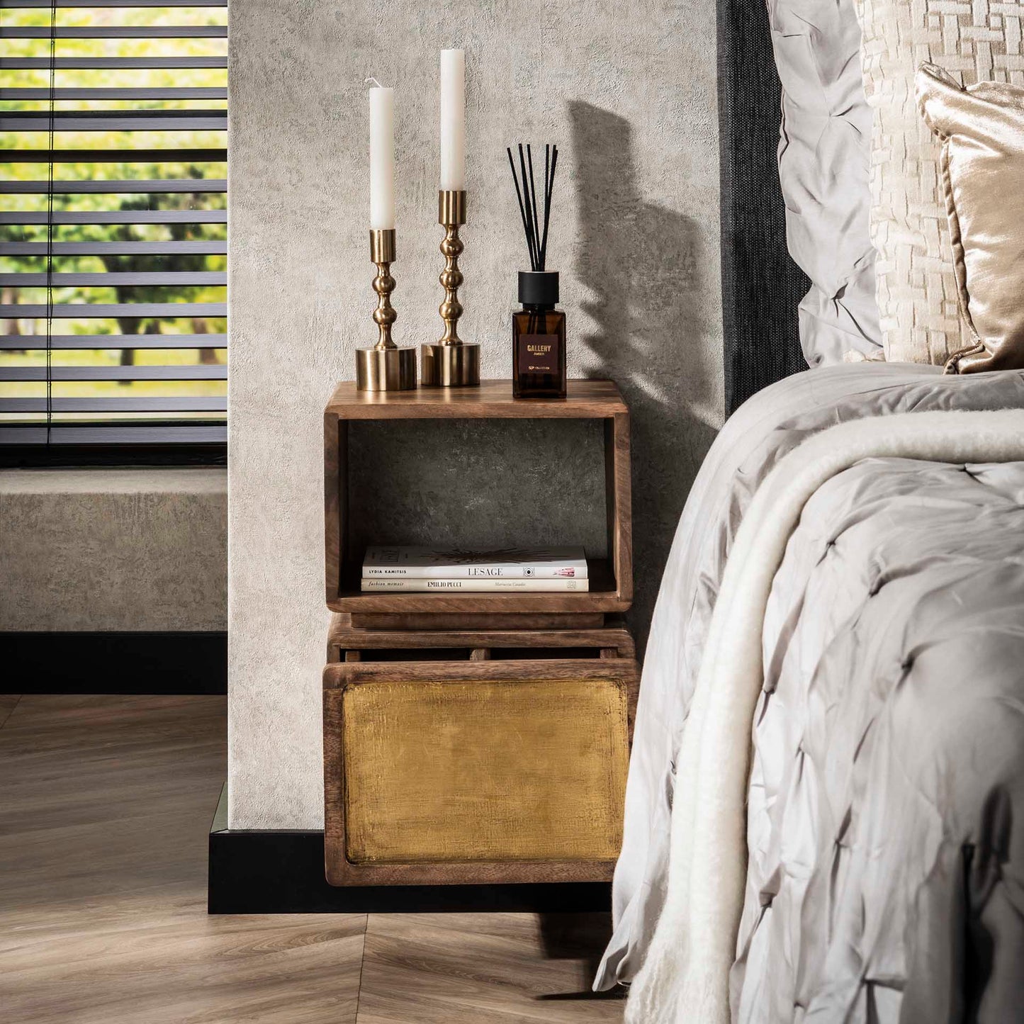 Nachtkastje Emily | Bruin Mangohout