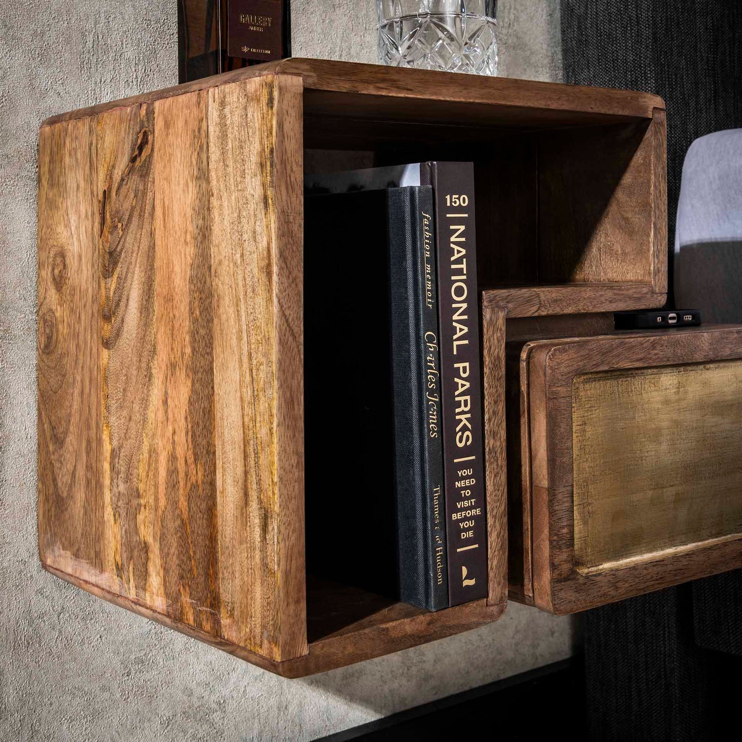 Nachtkastje Emily | Bruin Mangohout