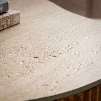 Salontafel Ferro mangohout naturel organisch, detail van het materiaal