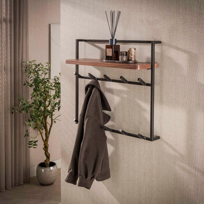 Kapstok Air bruin acaciahout hoog 2x5 haken in een interieur