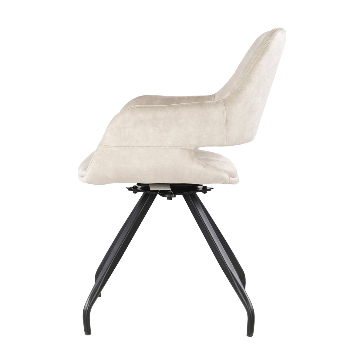 Eetkamerstoel Capp velvet beige, zijaanzicht op witte achtergrond