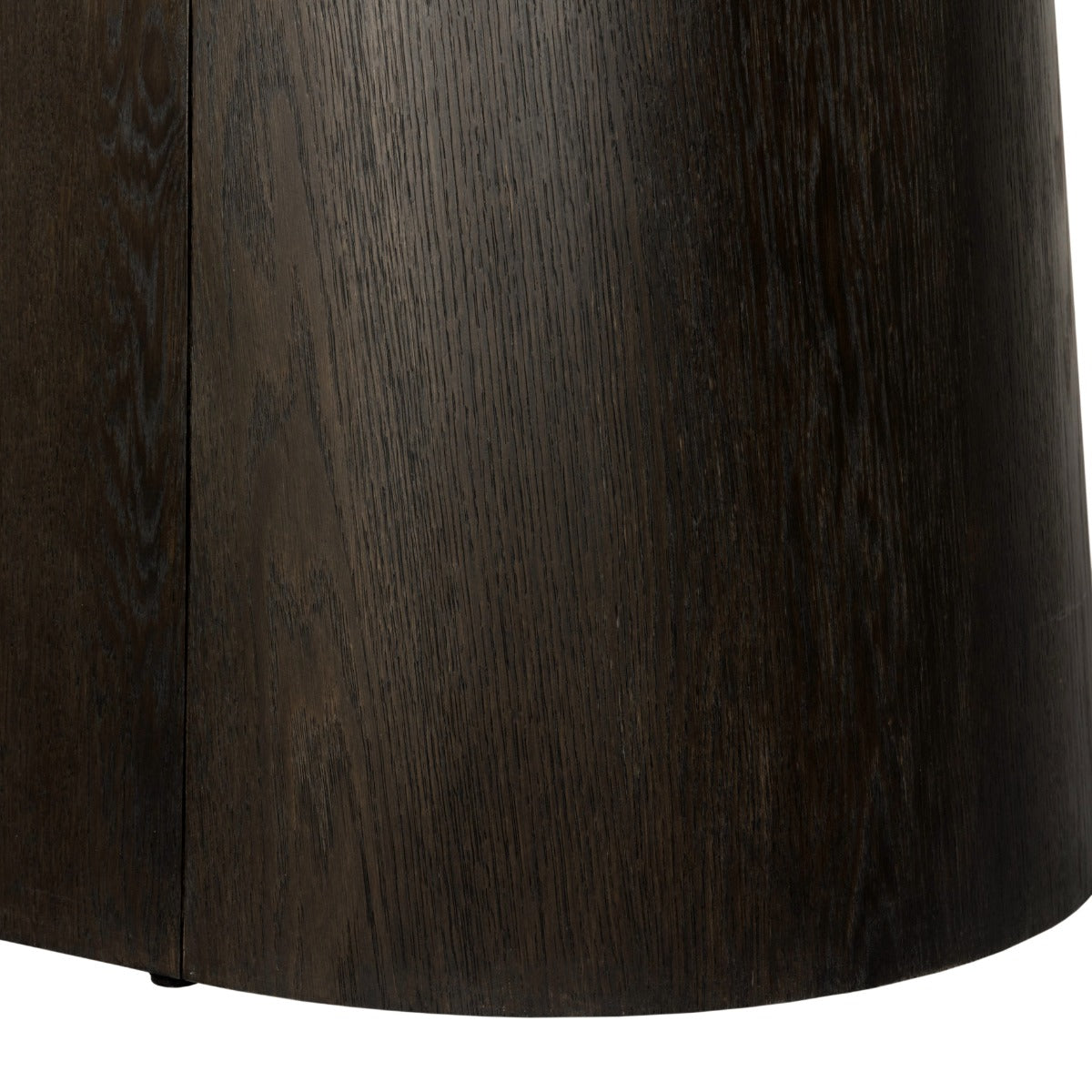 Eettafel Novero | Bruin Eiken fineer