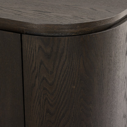 Dressoir Tobago bruin eiken fineer, detail van het materiaal