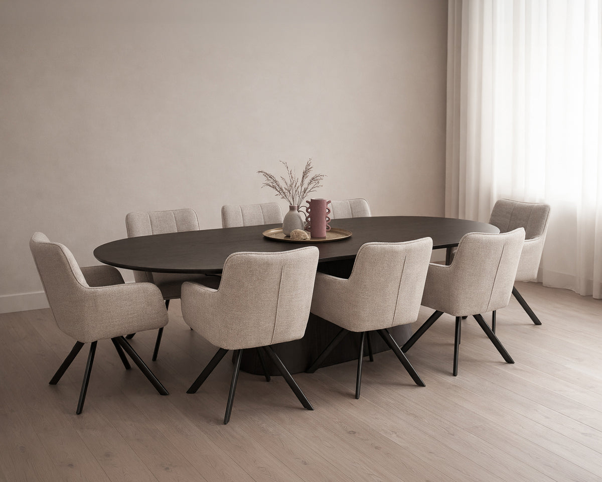 Eettafel Novero eiken fineer, schuin vooraanzicht in een interieur