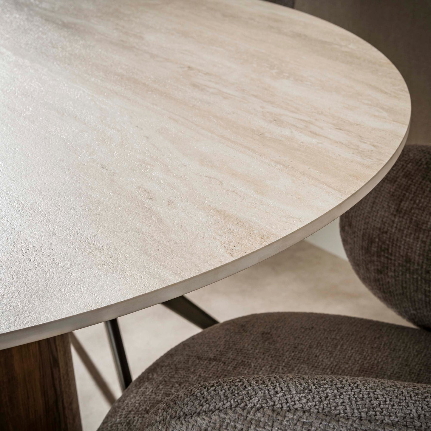 Eettafel Romano | Keramiek in Travertinlook