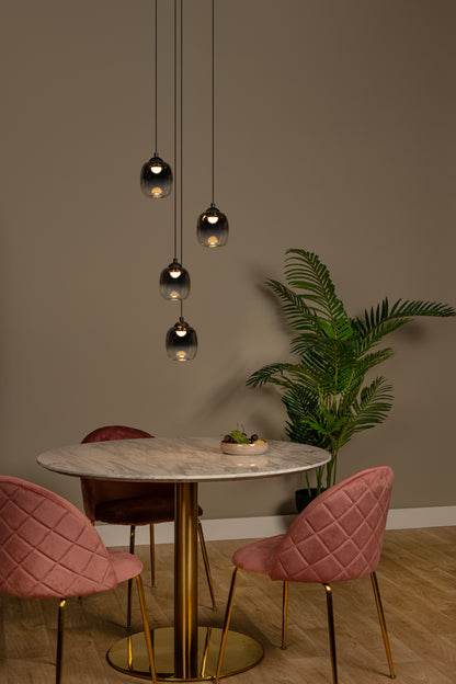 Hanglamp Tamino zwart metaal in een interieur