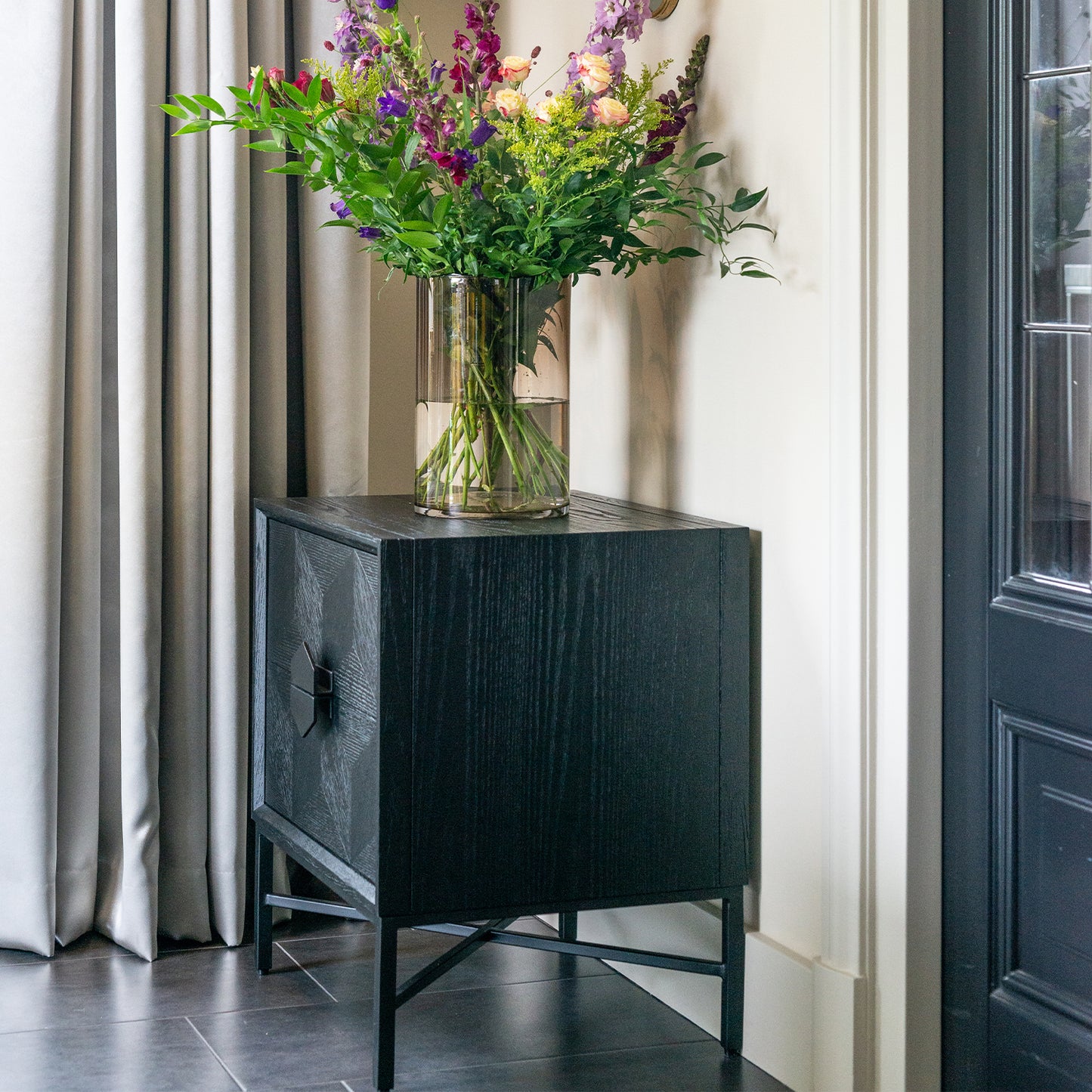 Ladenkast Blax | Zwart Eikenhout