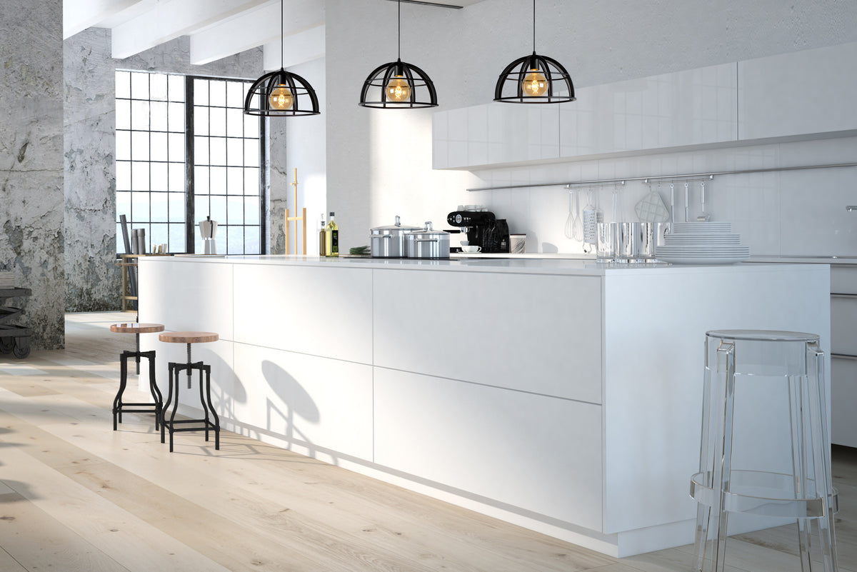 Hanglamp Dikra zwart metaal in een interieur