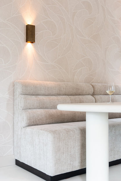 Eettafel Bloomstone organisch, detail van het materiaal