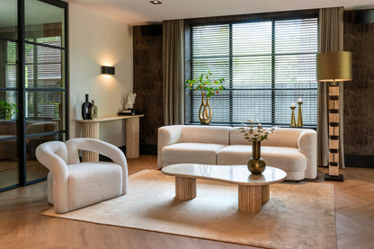 Sidetable La Cantera naturel travertin in een interieur