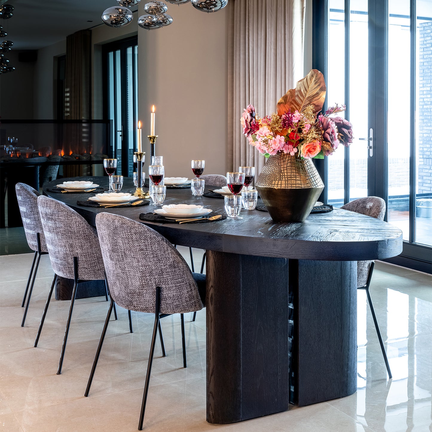 Eettafel Lilly | Zwart Eikenhout