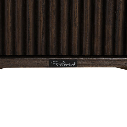 Kabinet Luxor bruin eikenhout, detail van het materiaal