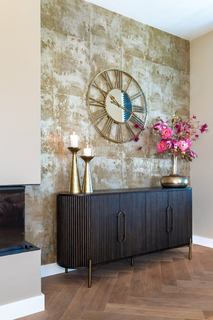 Dressoir Luxor bruin eikenhout, vooraanzicht in een interieur