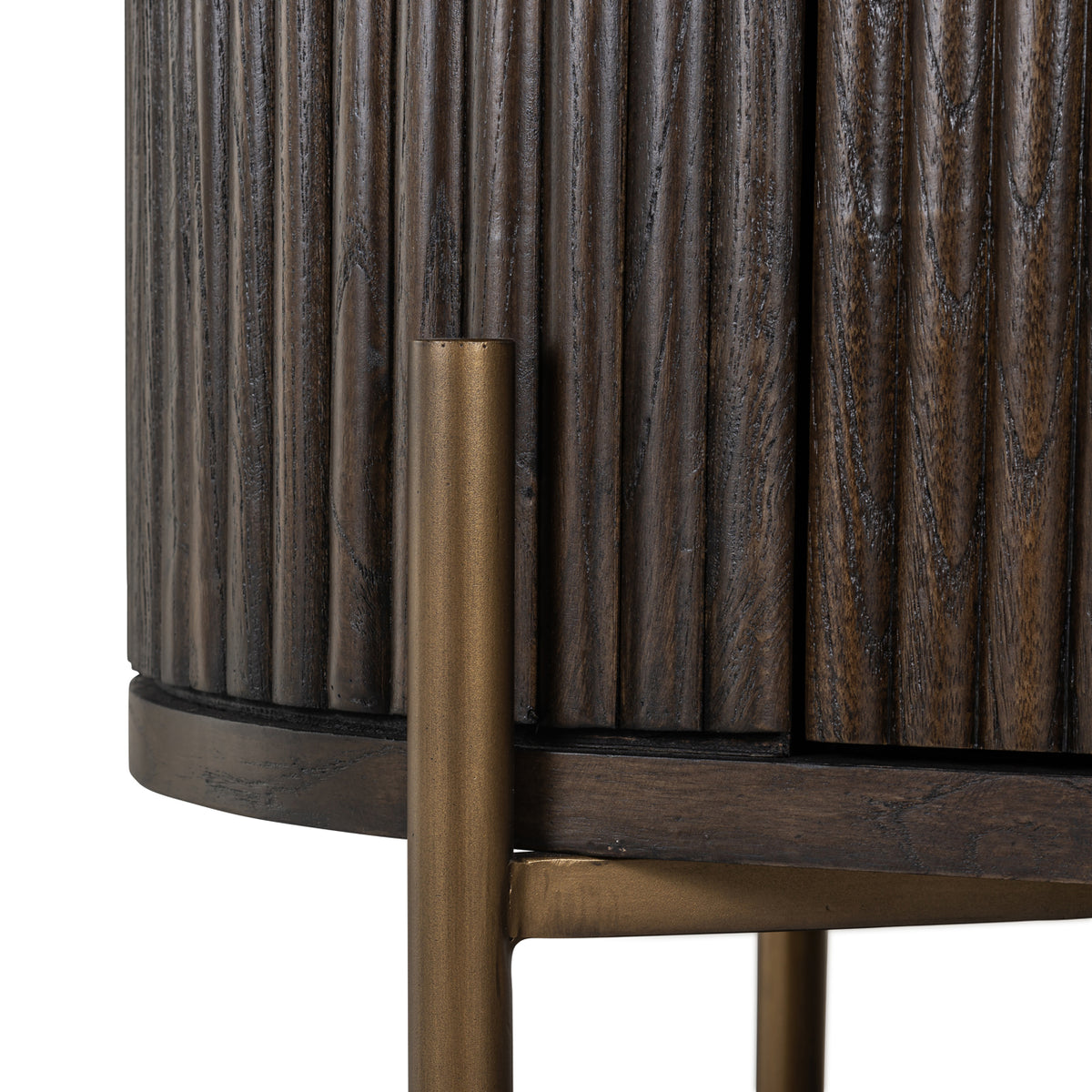 Wandkast Luxor bruin eikenhout, detail van het materiaal