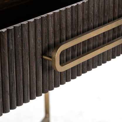 Sidetable Luxor bruin eiken fineer, detail van het materiaal