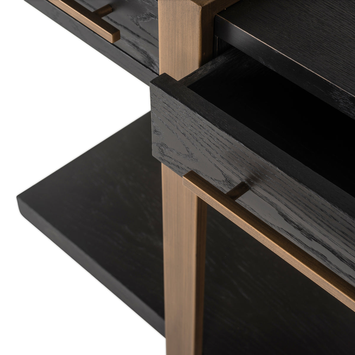Dressoir Cambon bruin eikenhout, detail van het materiaal