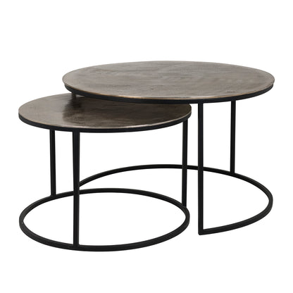 Salontafel Asher Set champagne goud aluminium, schuin vooraanzicht op witte achtergrond