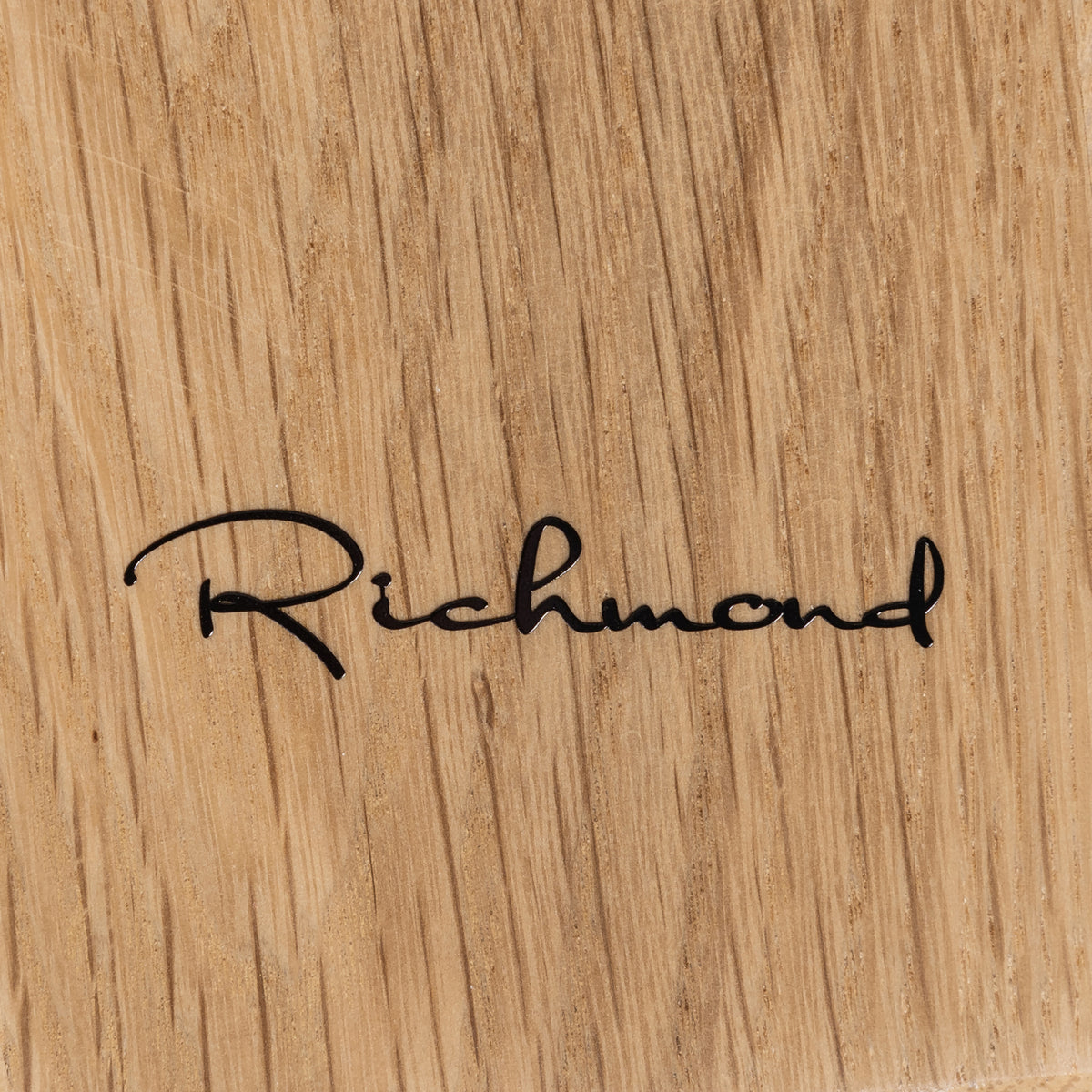 Salontafel Riva naturel eikenhout, detail van het materiaal