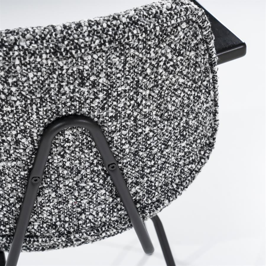 Eetkamerstoel Jon | Zwart Stof | Met Armleuning