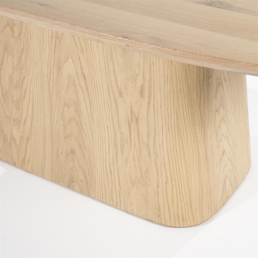 Eettafel Nola naturel eiken fineer deens ovaal, detail van het materiaal