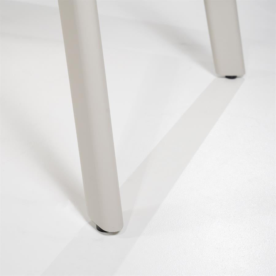 Eettafel Dion | Naturel Metaal | Ovaal — Detail