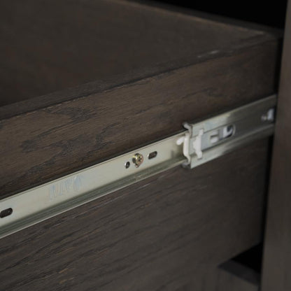 Kast Helsinki bruin eikenhout 6 vakken smal, detail van het materiaal