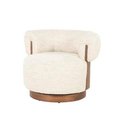 Fauteuil Nila beige stof, schuin vooraanzicht op witte achtergrond