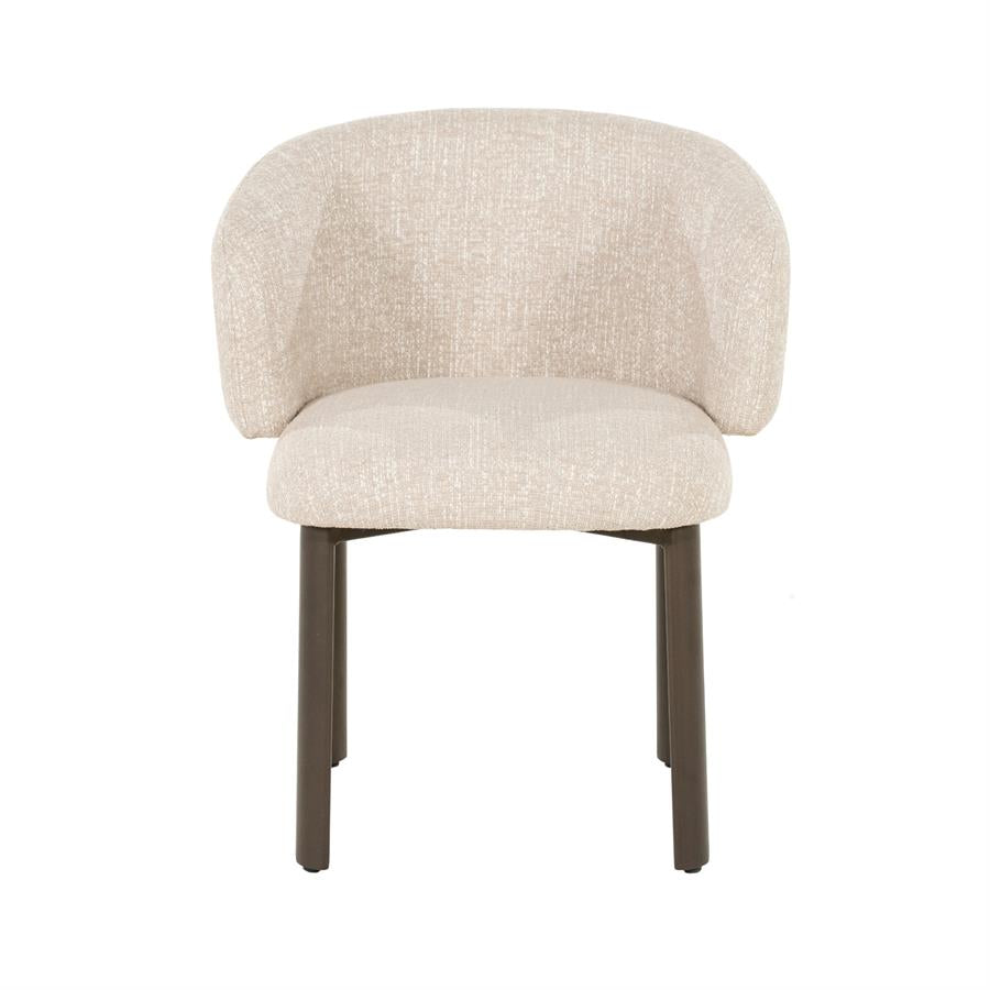 Eetkamerstoel Senna beige stof, vooraanzicht op witte achtergrond