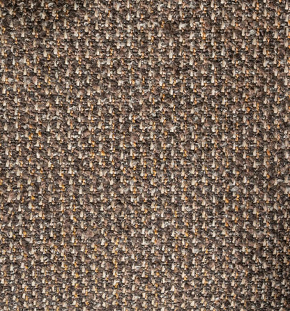 Eetkamerstoel Tibbe bruin stof zonder armleuning, detail van het materiaal