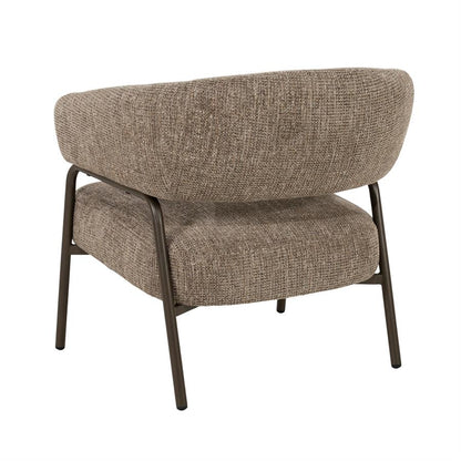Fauteuil Fabrice bruin stof, schuin achteraanzicht op witte achtergrond