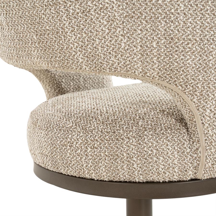 Eetkamerstoel Gigi taupe stof, detail van het materiaal