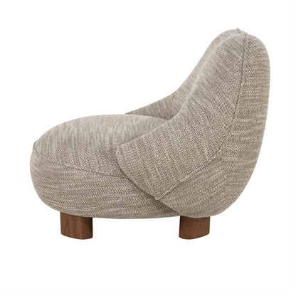 Fauteuil Lina taupe stof, zijaanzicht op witte achtergrond