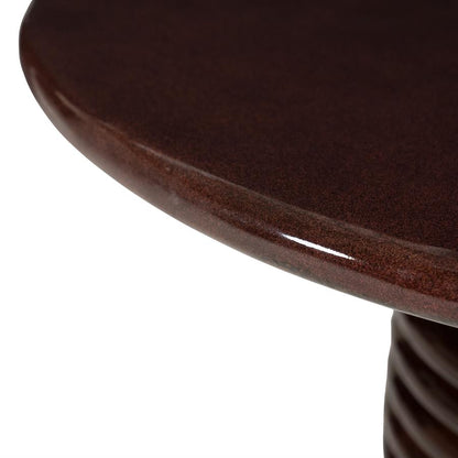 Salontafel Kyan bruin beton, detail van het materiaal