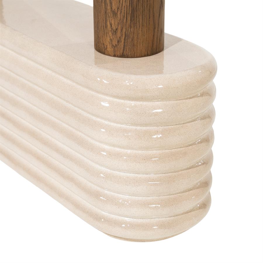 Sidetable Kyan beige beton, detail van het materiaal