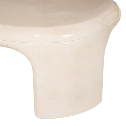 Salontafel Kane beige beton, detail van het materiaal