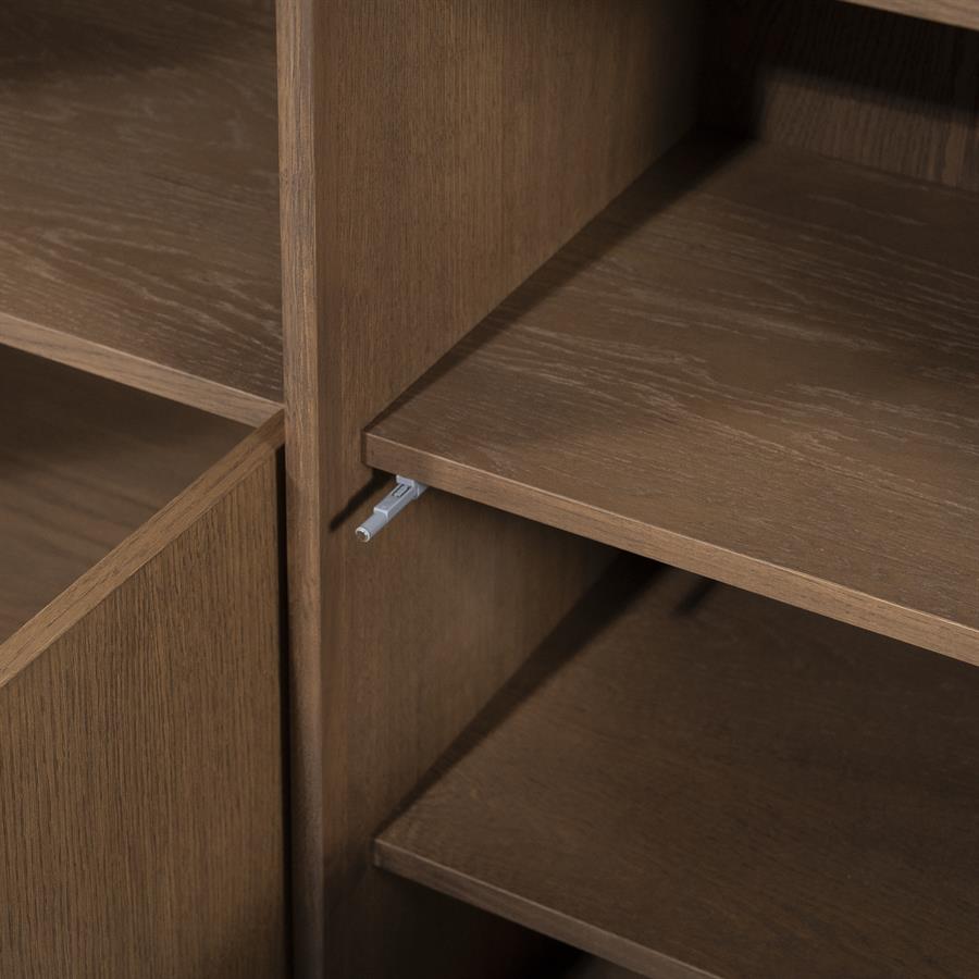 Dressoir Oslo bruin eikenhout, detail van het materiaal