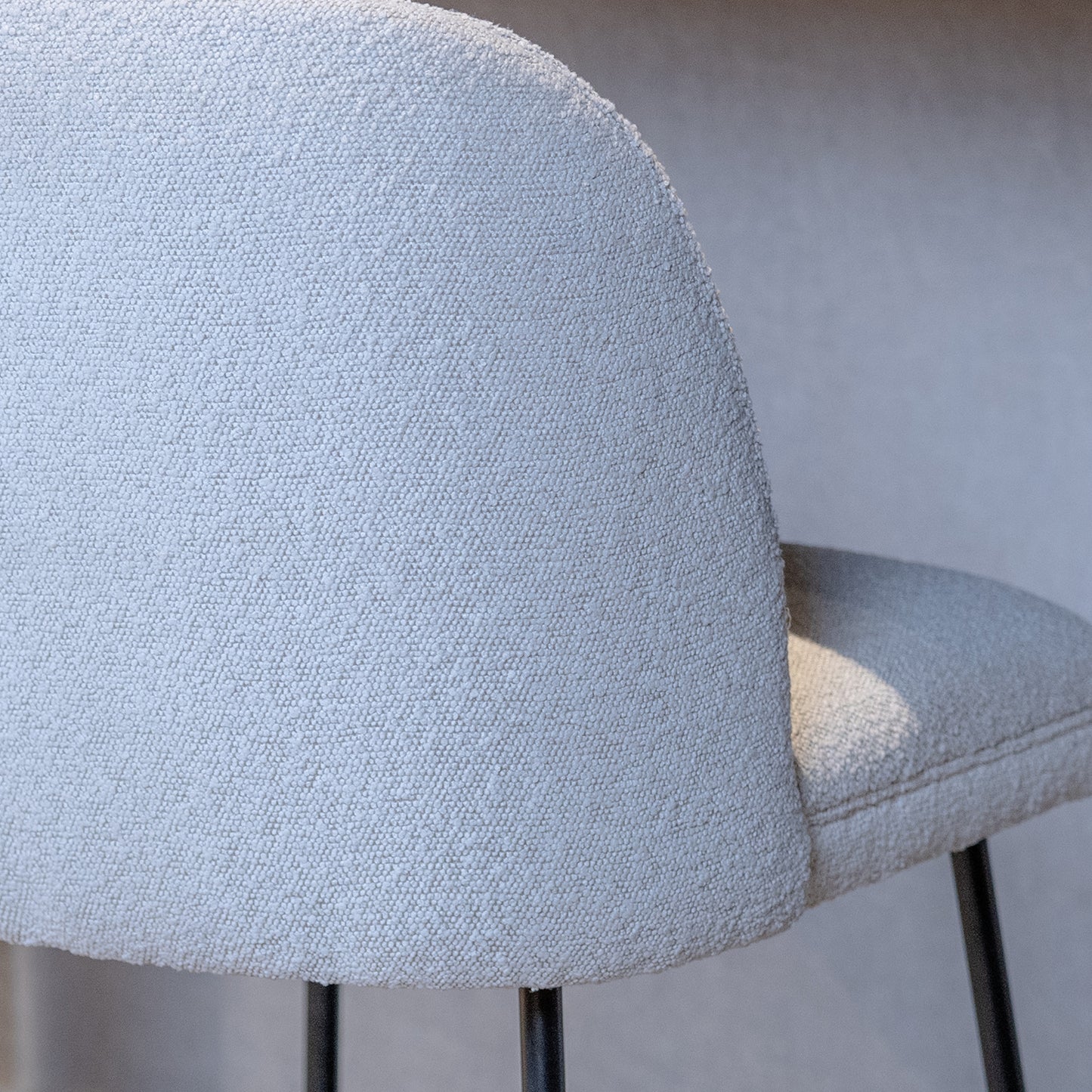 Barstoel Pullitzer | Kookeiland of Bartafel | Wit Bouclé