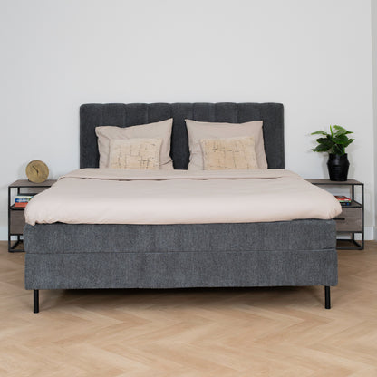 Bed Ella | Stof Grijs | Inclusief Matras & Topper