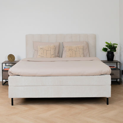 Bed Ella | Stof Beige | Inclusief Matras & Topper