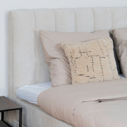 Bed Ella | Stof Beige | Inclusief Matras & Topper