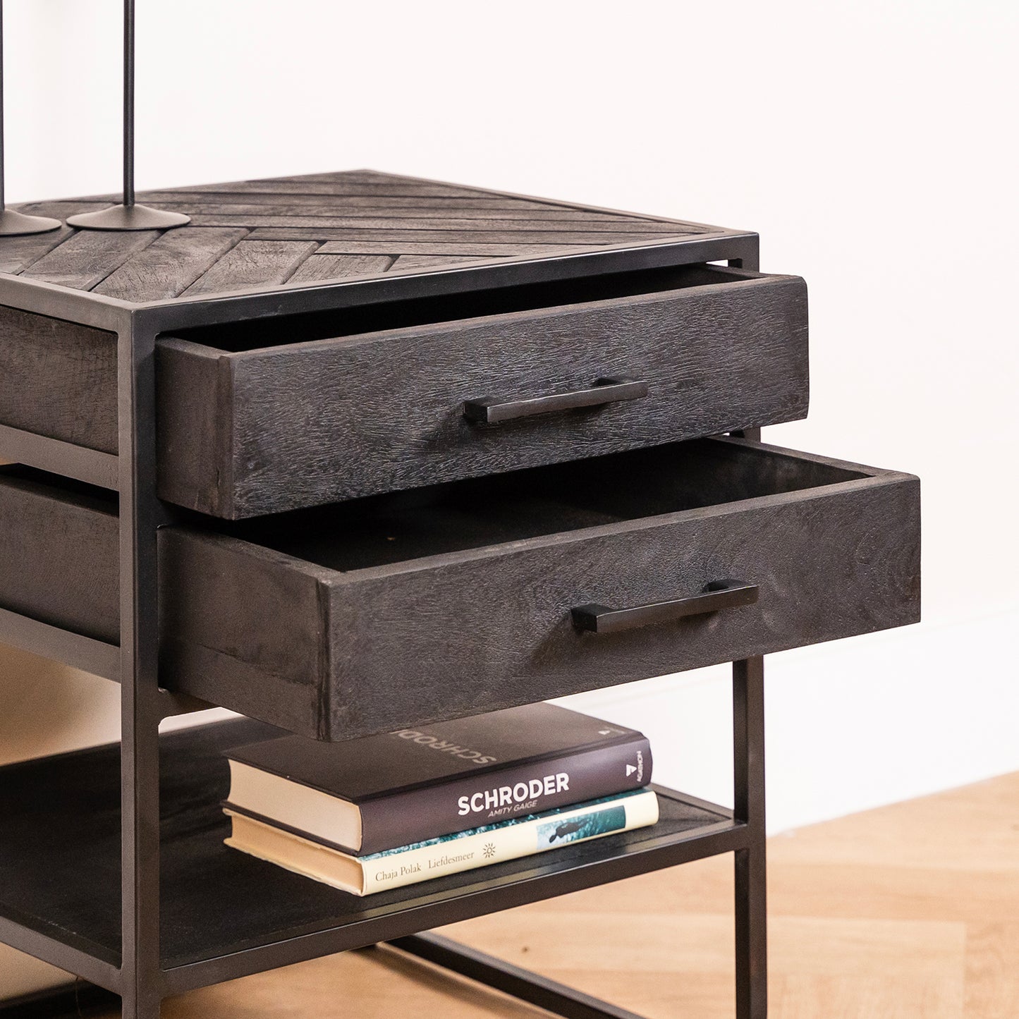 Bijzettafel/Nachtkastje Yara | Zwart Mangohout