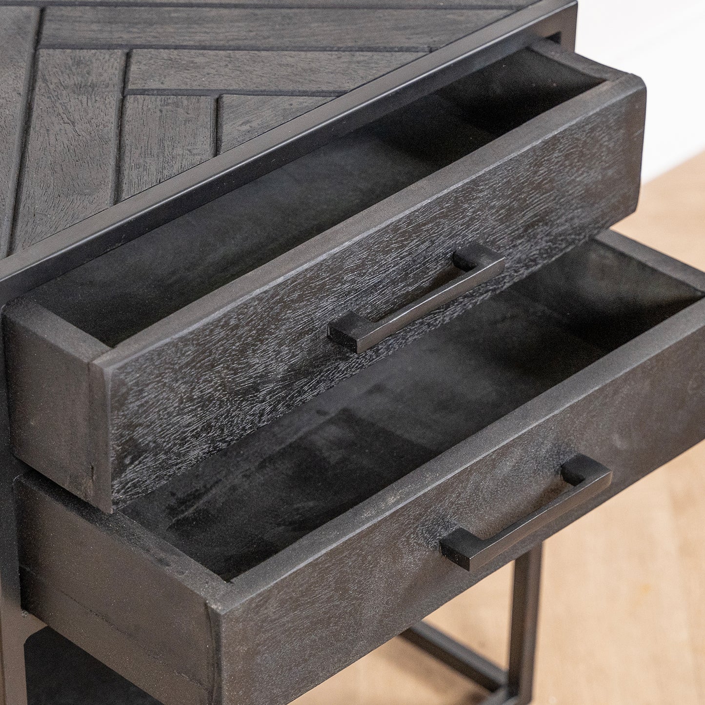 Bijzettafel/Nachtkastje Yara | Zwart Mangohout