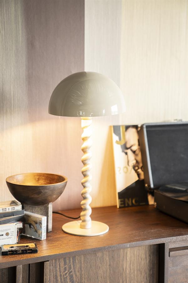 Tafellamp Elara | Beige Hout — Vooraanzicht - sfeer