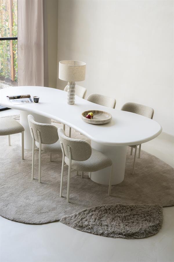 Vloerkleed Praia beige polyester in een interieur