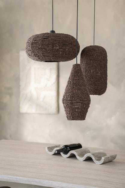 Hanglamp Shanga bruin ijzer in een interieur